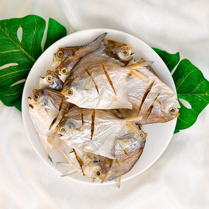 XYG Air-Dried Mini Pomfret 40g/90g